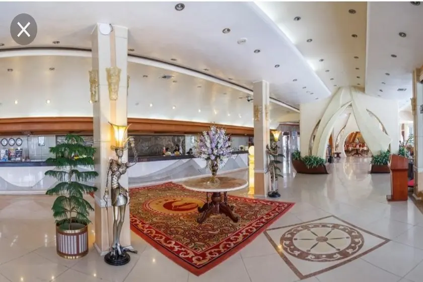 c01ec469-5bad-472c-bbfd-3171938aa7bf