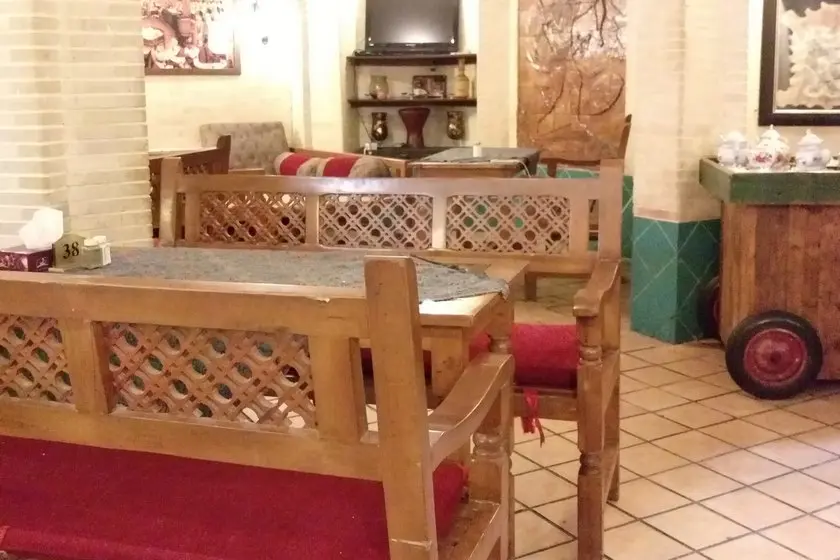 ee984d51-9c03-4e01-a74e-c964ff01f730