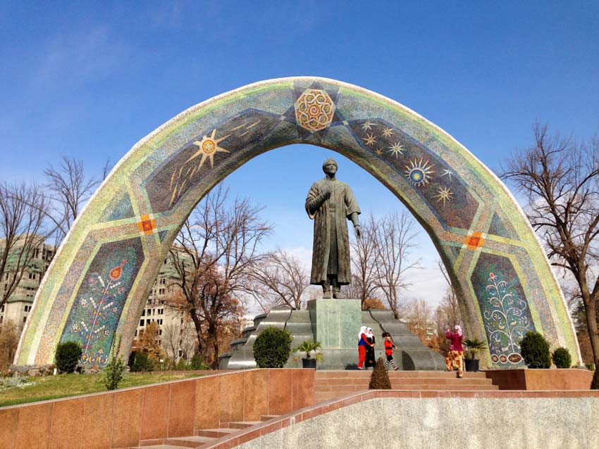 pic-2-rudaki-park-dushanbe