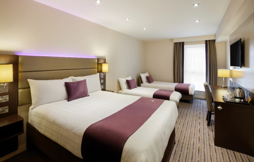 xrooms-family-id4-500x320.jpg.pagespeed.ic.6Zcth3n339