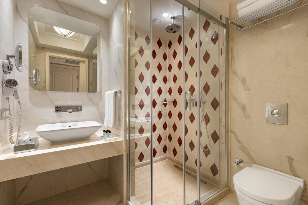 هتل تایتان استانبول