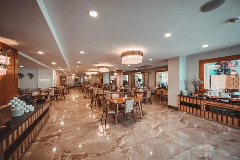 هتل کوروش کیش