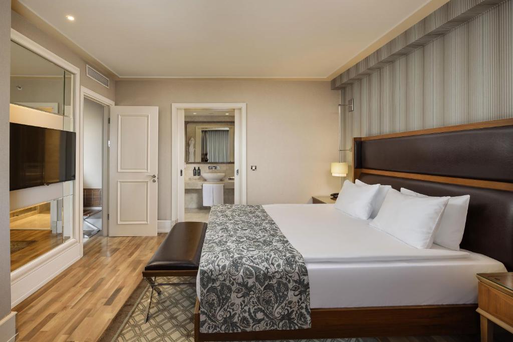 هتل تایتان استانبول