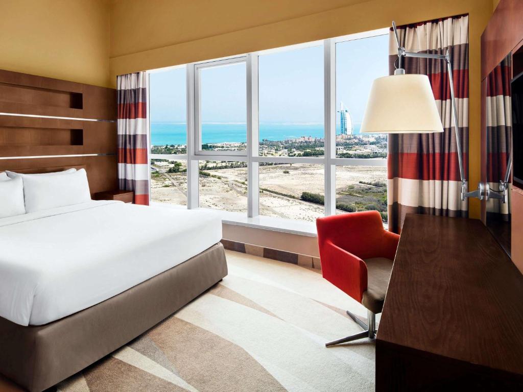 هتل نواتل دبی ال بارشه