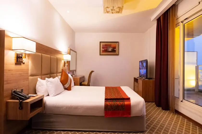 هتل کوروش کیش