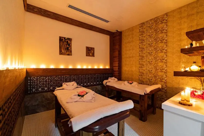 هتل کوروش کیش