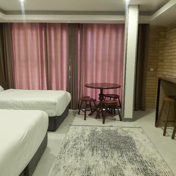 مهانسرای دلگشا شیراز (پیوند ستارگان دیان( (12)