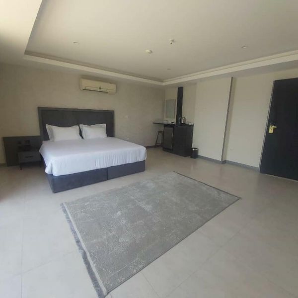 مهانسرای دلگشا شیراز (پیوند ستارگان دیان( (19)