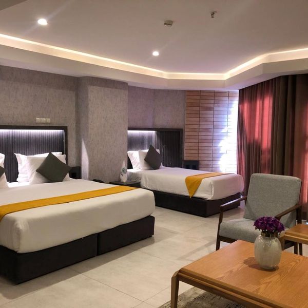 مهانسرای دلگشا شیراز (پیوند ستارگان دیان( (22)