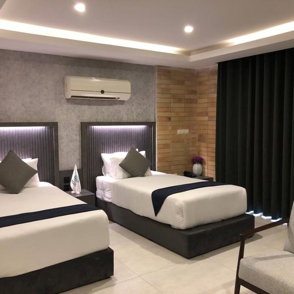 مهانسرای دلگشا شیراز (پیوند ستارگان دیان( (26)