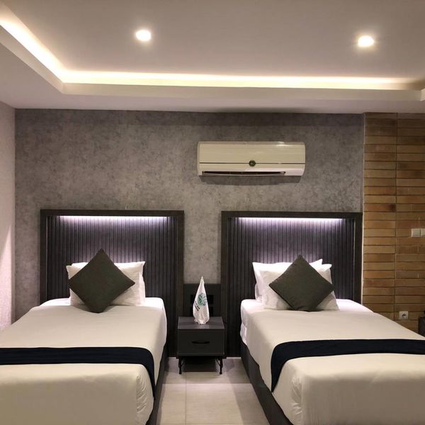 مهانسرای دلگشا شیراز (پیوند ستارگان دیان( (27)