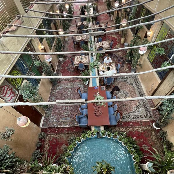 مهانسرای فونیکس شیراز دفتر خدمات مسافرتی پیوند ستارگان دیانdian starlink (3)