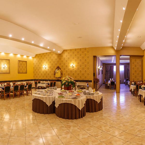 هتل آریوبرزن دفتر خدمات مسافرتی و پردشگری پیوند ستارگان دیان dian starlink (2)