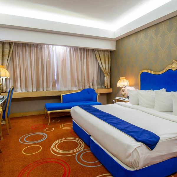 هتل بزرگ شیراز