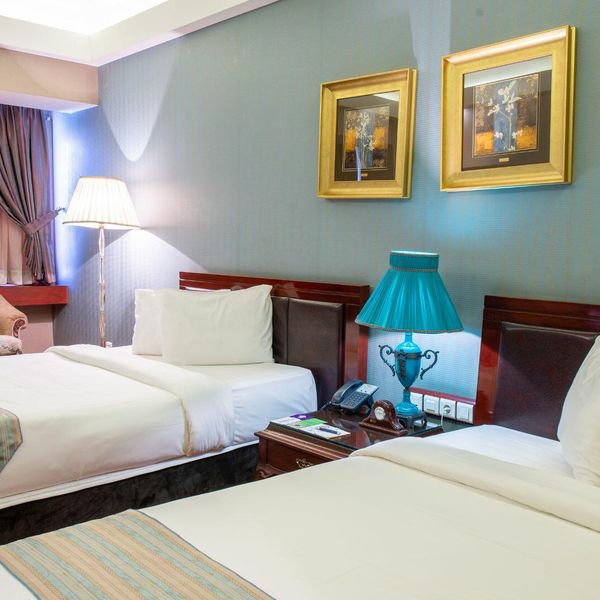 هتل بزرگ شیراز