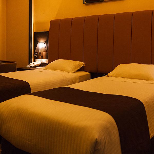 هتل رویال شیراز دفرخدمات مسافرتی و گردشگری پیوند ستارگان دیانdianstarlink (29)