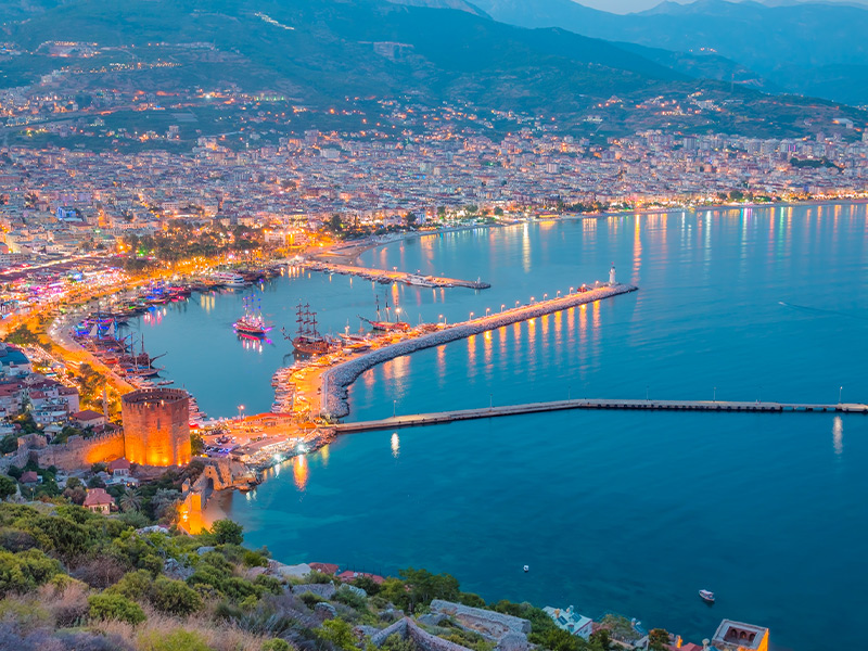 تور الانیا ویژه شب یلدا