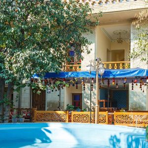 هتل سنتی پنج دری