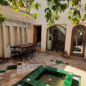 هتل سنتی گوشه شیراز