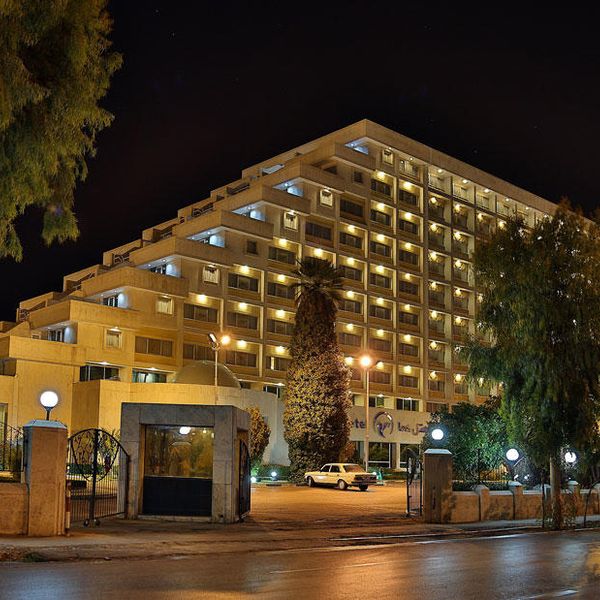 هتل هما شیراز