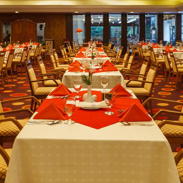 هتل هما شیراز