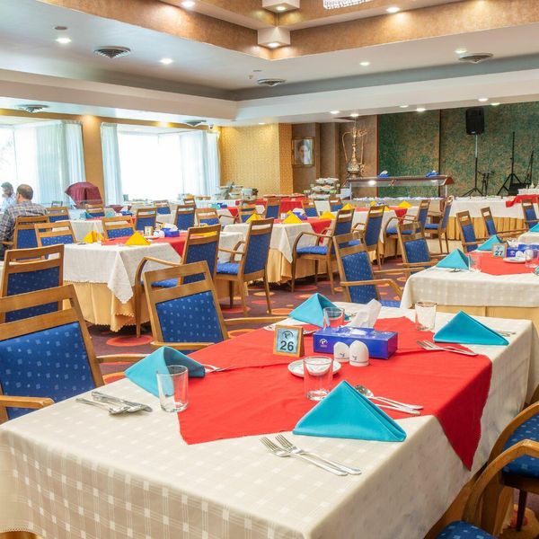 هتل هما شیراز