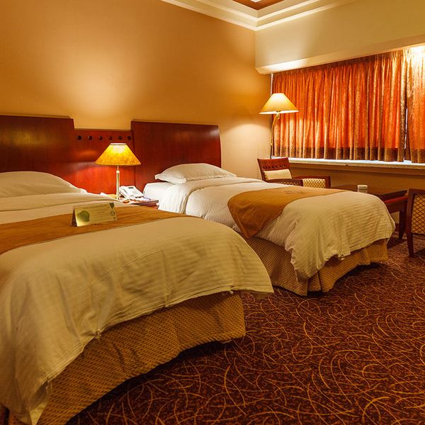 هتل هما شیراز