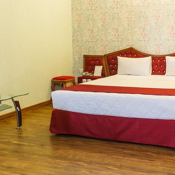 هتل شیرازیس شیراز دفرخدمات مسافرتی و گردشگری پیوند ستارگان دیانdianstarlink (1)