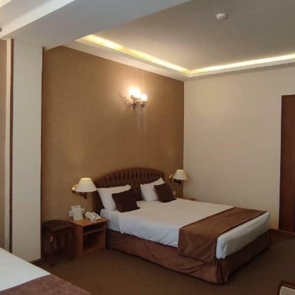 هتل شیرازیس شیراز دفرخدمات مسافرتی و گردشگری پیوند ستارگان دیانdianstarlink (1)