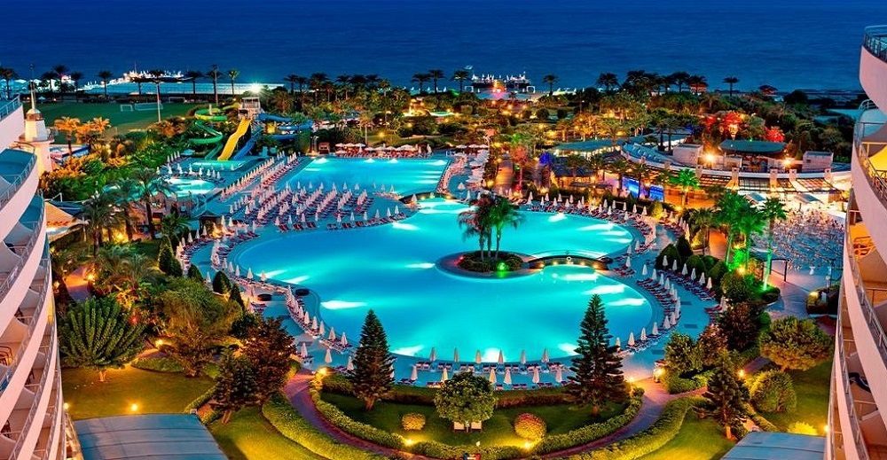 تور انتالیا نوروز1405هتل بلکون